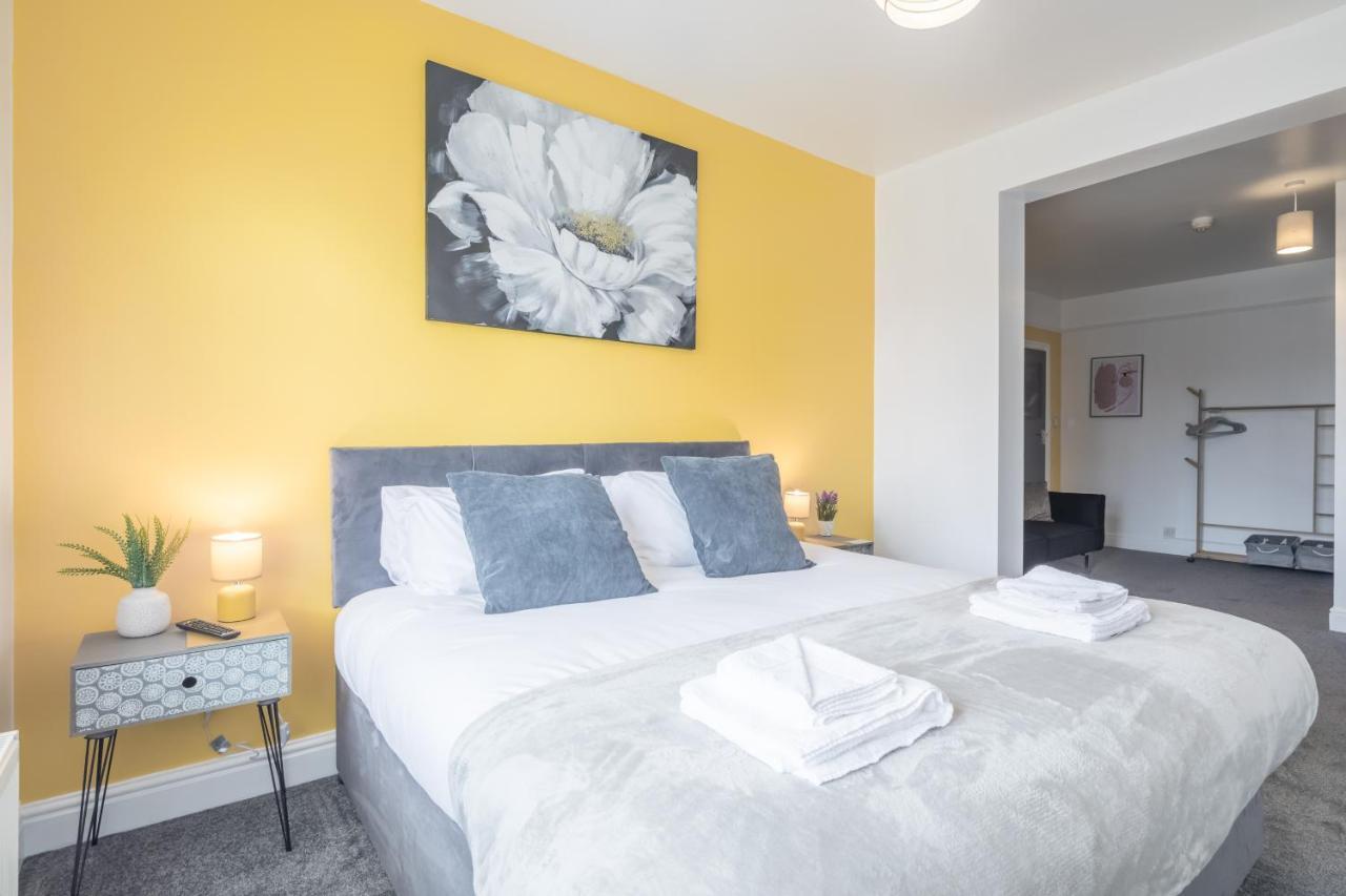 Private Room 5 With Kitchenette By Cb Stays No Minimum Stays CBG Esterno foto